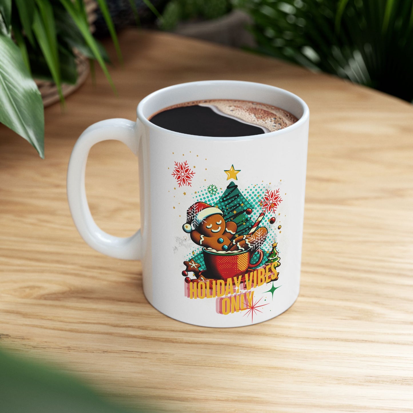 Taza de café con forma de pan de jengibre festivo